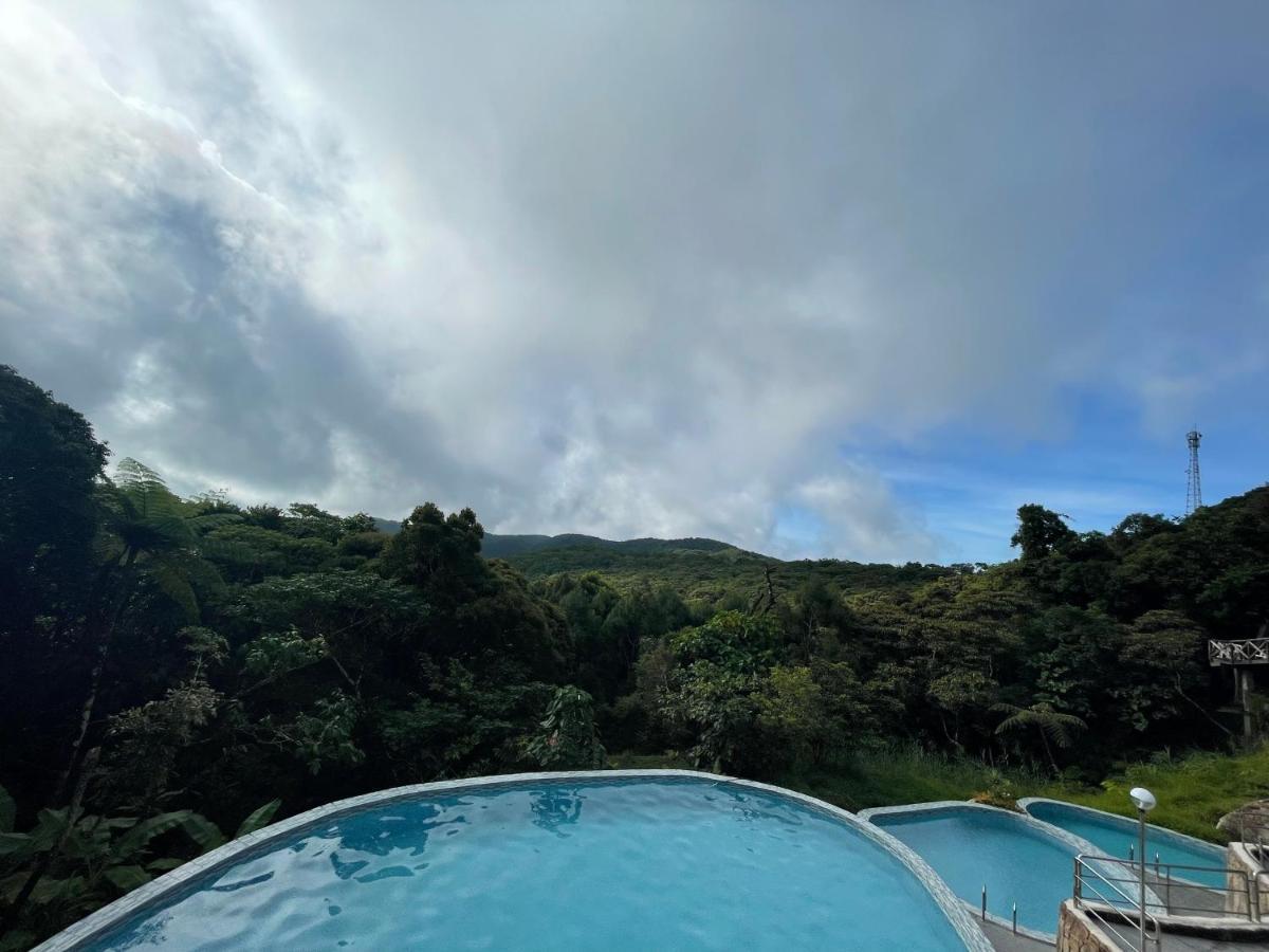 La View Mountain Resort Damasanan Esterno foto